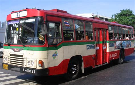 Typischer Bus in Bangkok