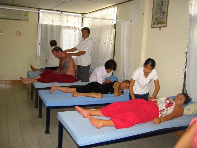 Thai Massage durch Blinde
