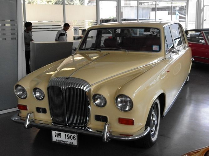 Rolls Royce beige 2 klein