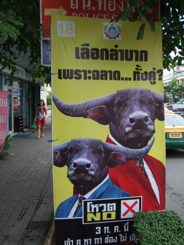 Thai Wahlplakat Bangkok